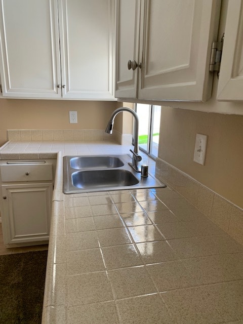 KITCHEN - 10157 Caminito Jovial