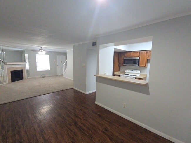 Building Photo - 14600 Fonmeadow Dr