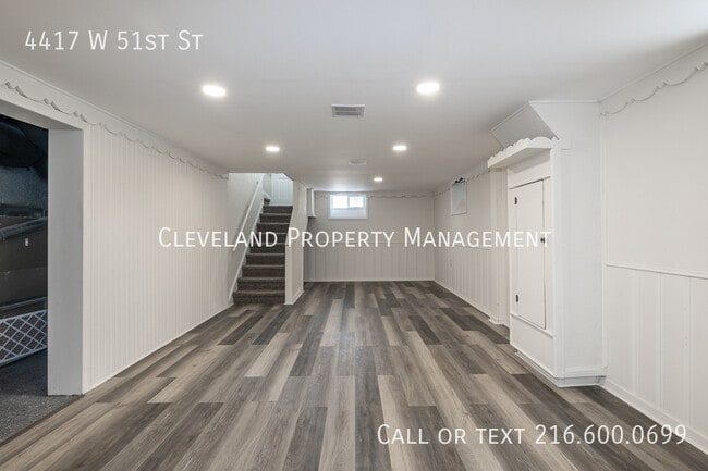 Building Photo - 4417 W 51st St