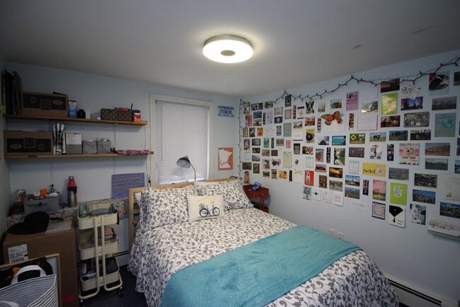 Building Photo - 168 Allston St