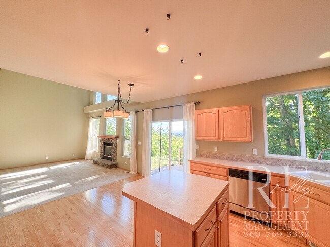 Building Photo - 18128 Mt Walker Dr NE