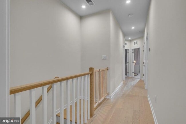 Building Photo - 7436 Backett Wood Ter