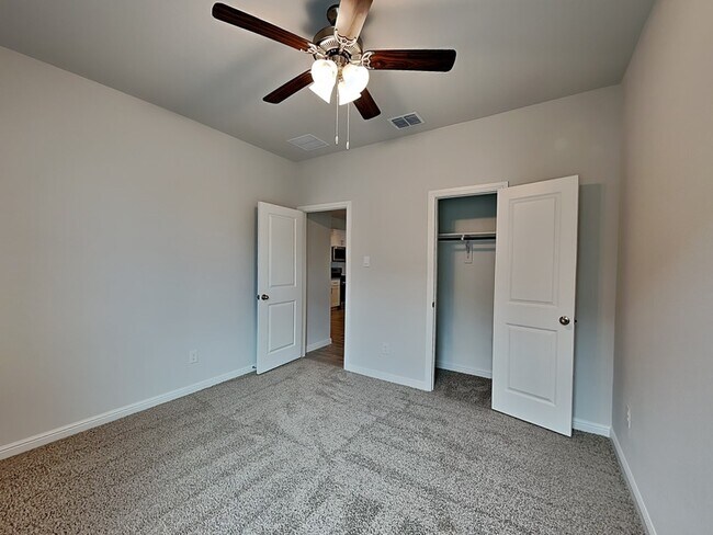 Building Photo - 9617 Brickridge Ln