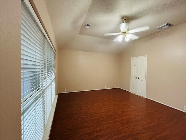 Building Photo - 5018 Rocky Manor Ln