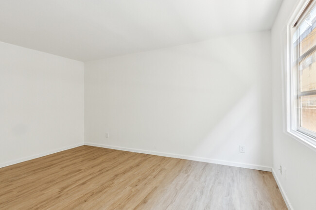 Building Photo - 8800 Cedros Ave