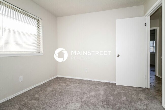 Building Photo - 3 Bedroom Pet-Friendly Home in Norman, OK ...