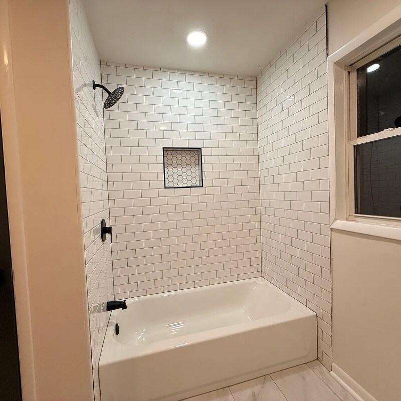 Building Photo - 5211 E 141st St