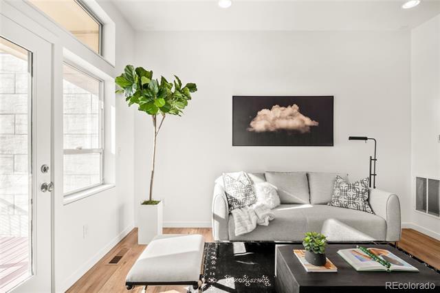 Building Photo - 9033 E Northfield Blvd