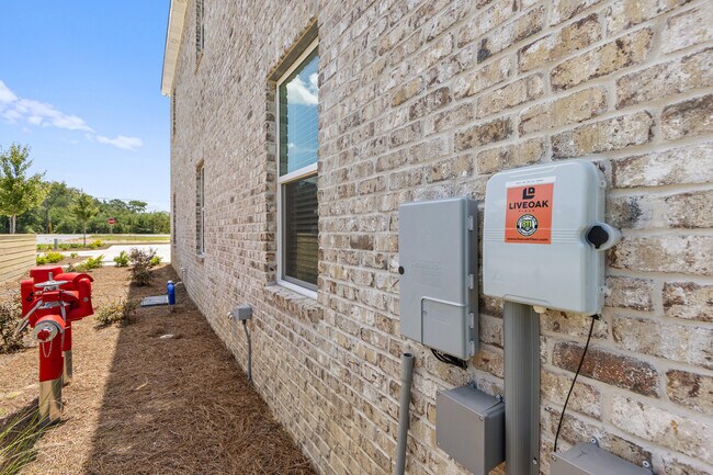 Building Photo - 305 Okaloosa Ave