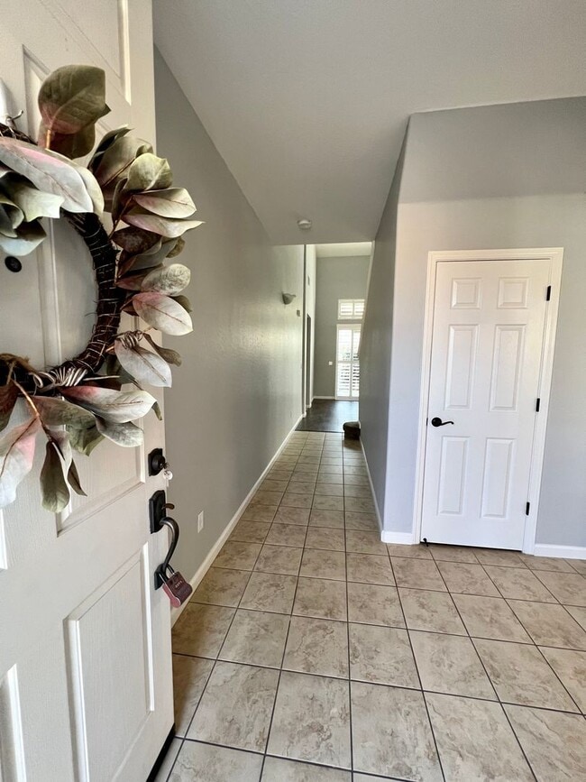 Building Photo - Gated AVALON--