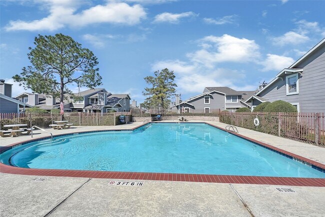 Building Photo - 12111 Lemon Ridge Ln