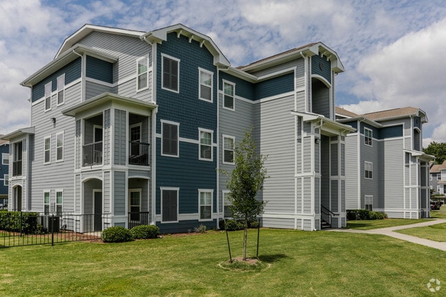 Building Photo - Cambria Cove Apartments