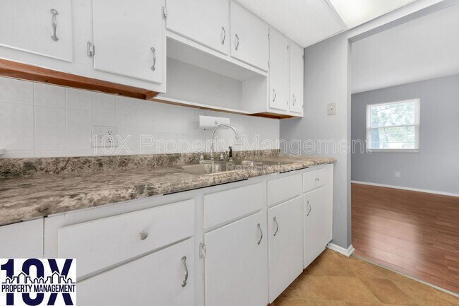 Building Photo - 3069 Rotunda Ct S