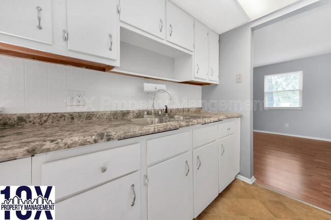 Building Photo - 3071 Rotunda Ct S