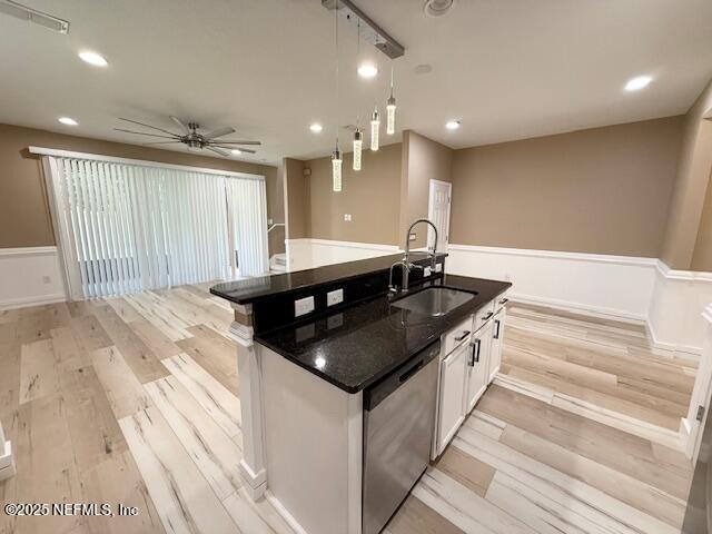 Building Photo - 7028 Beauhaven Ct