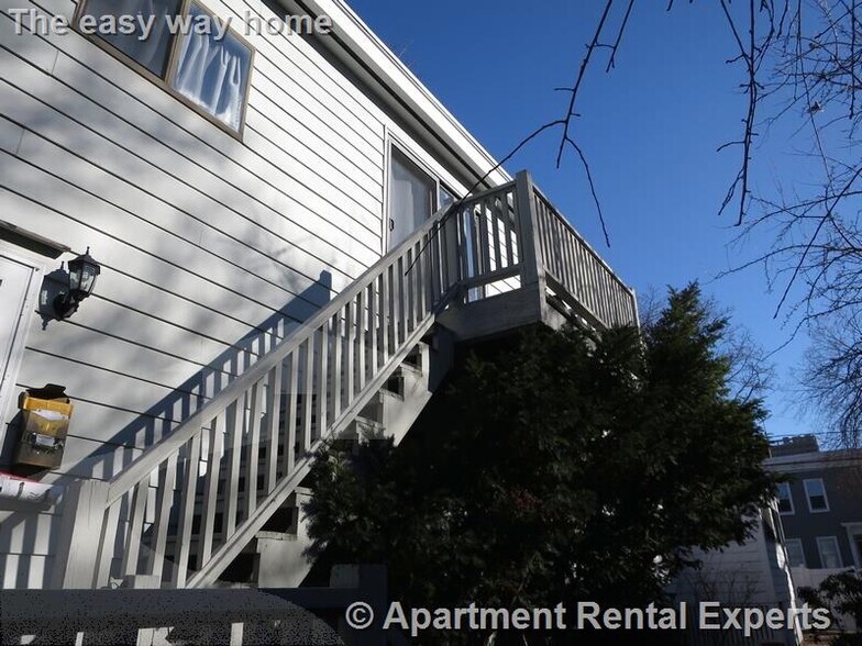 Building Photo - 61A Sixth St