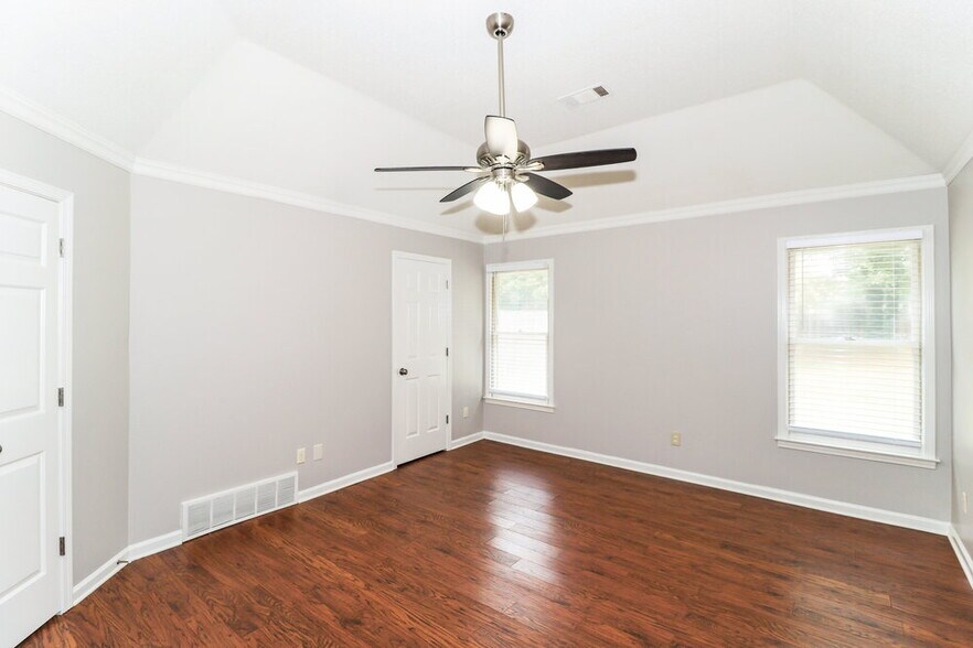 Building Photo - 1522 Appling Wood Cove S