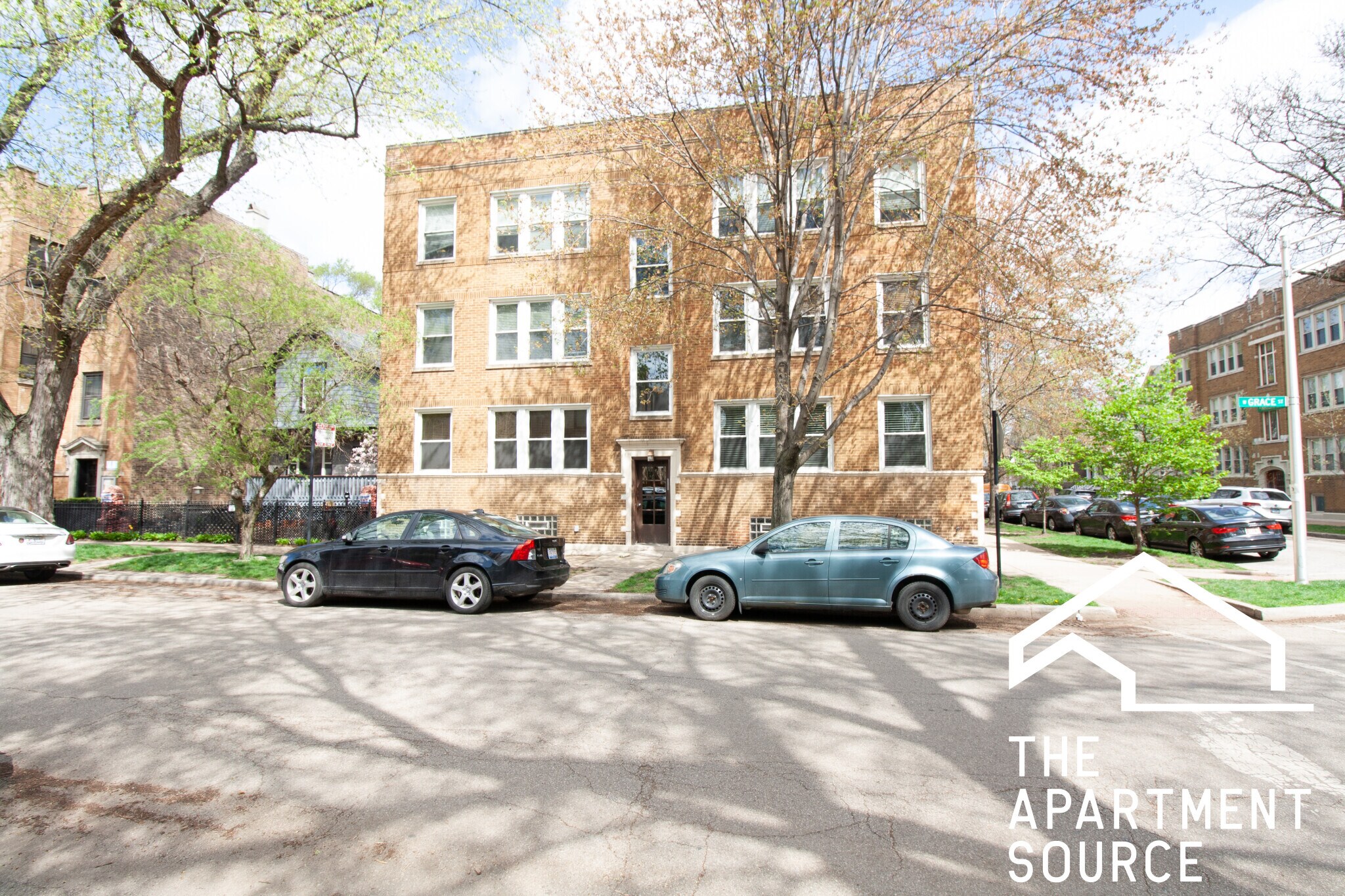 Building Photo - 1636 W Grace St