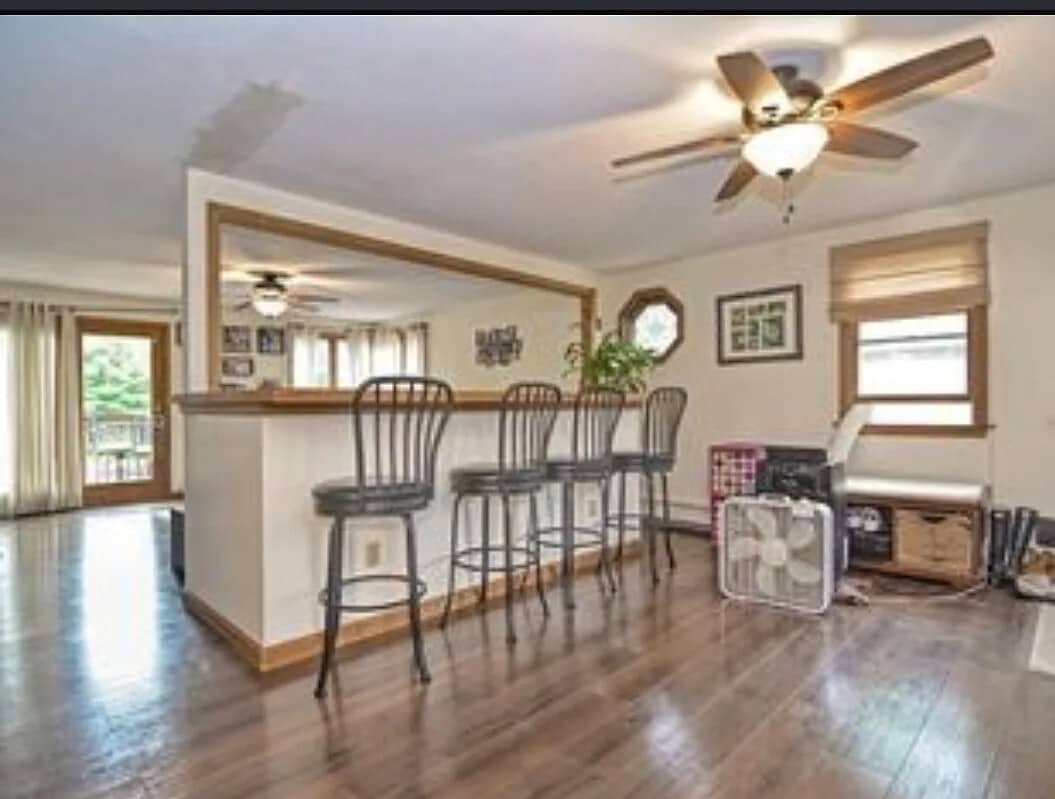 Building Photo - 393 Kelley Blvd