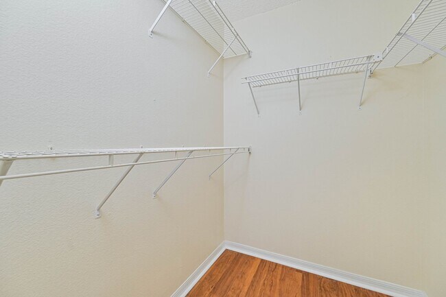 Building Photo - NOW AVAILABLE - Updated 1st Floor Condo in Bonita!