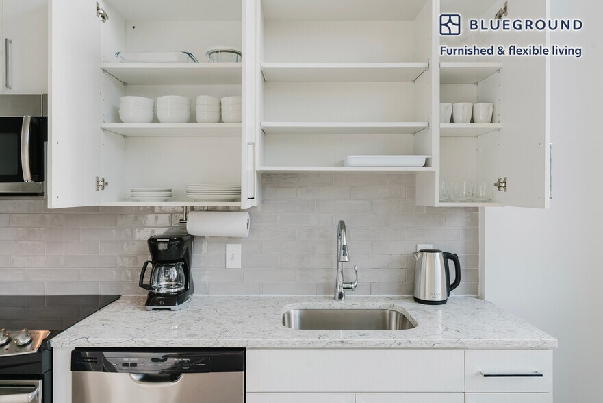 Building Photo - 1255 22nd St NW