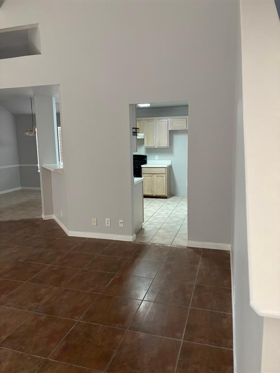 Building Photo - 1605 St Leger St