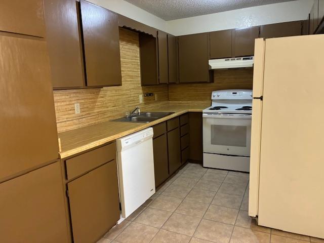 Building Photo - 405 Rockcrest Dr