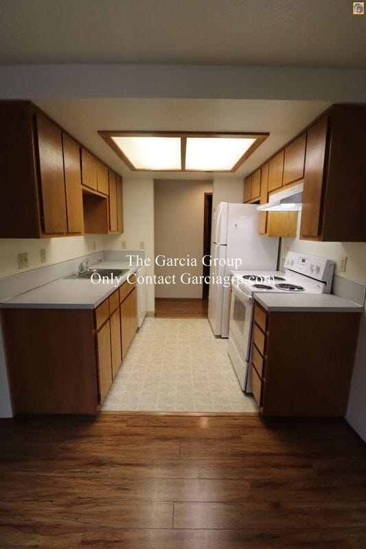 Building Photo - 10630 SW 49th Ave