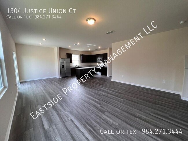 Building Photo - 1304 Justice Union Ct
