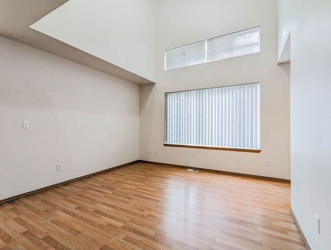 Building Photo - Beautiful 3bd/2.5bth home in Lake Stevens ...