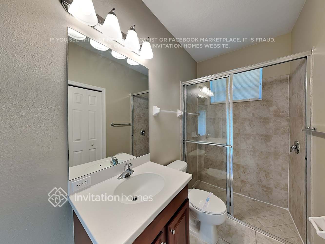 Building Photo - 12423 25th Ct E