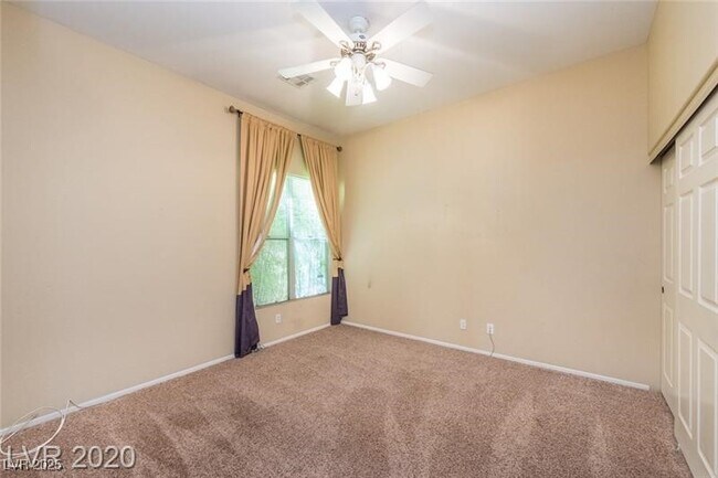 Building Photo - 140 Ultra Dr
