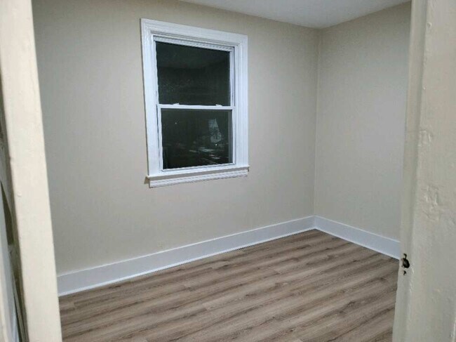 Building Photo - 680 Dixwell Ave