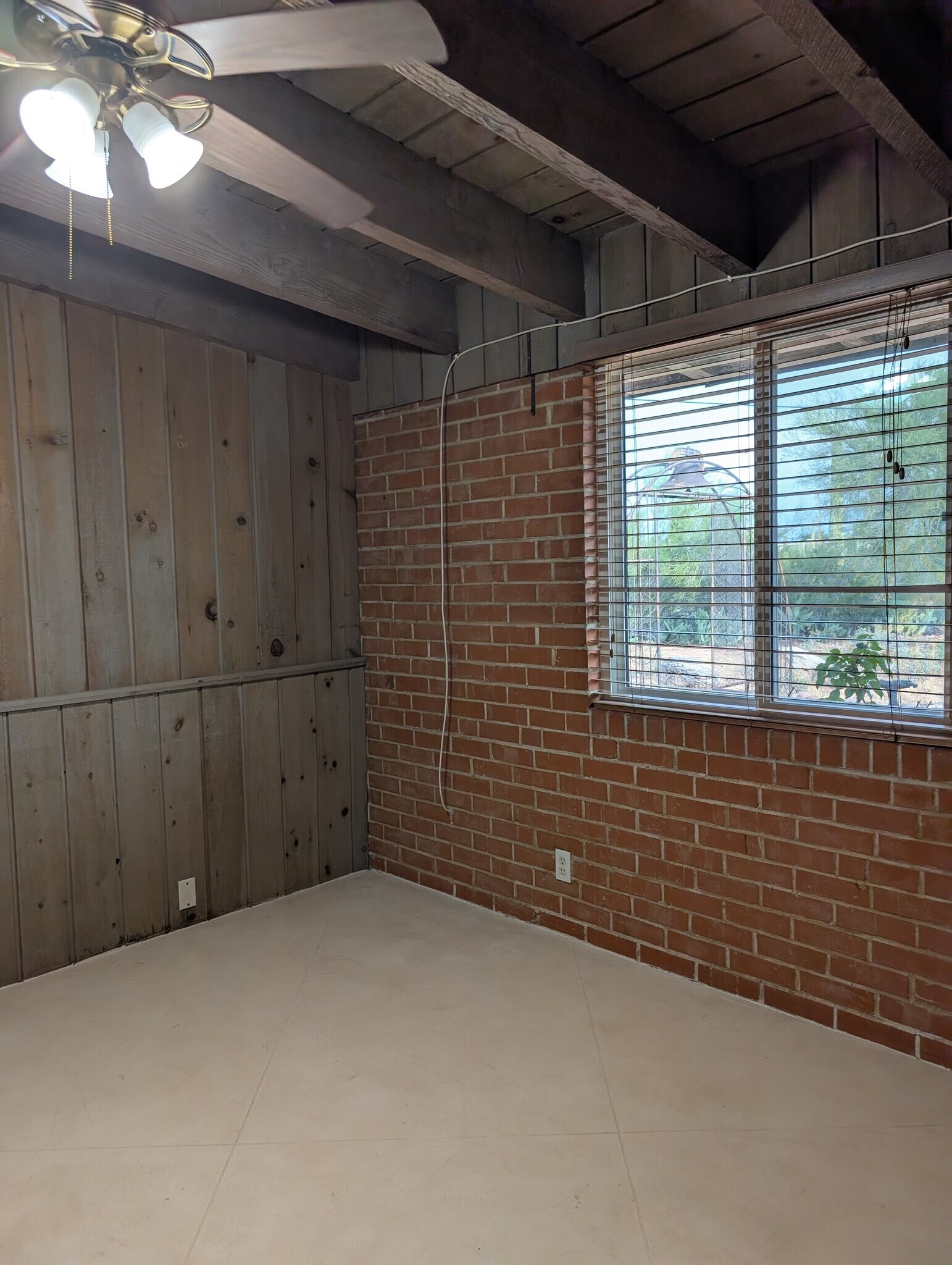 Building Photo - 4140 W Camino Pintoresco