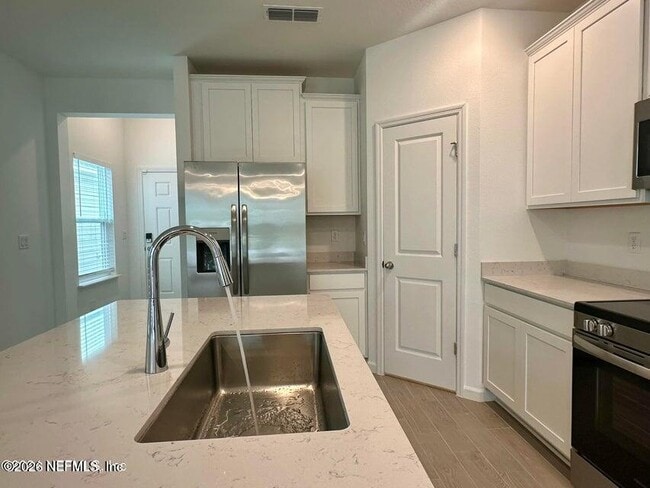 Building Photo - 6923 Skinners Dairy Wy