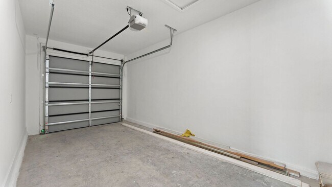 Building Photo - Beutiful Home for Rent
