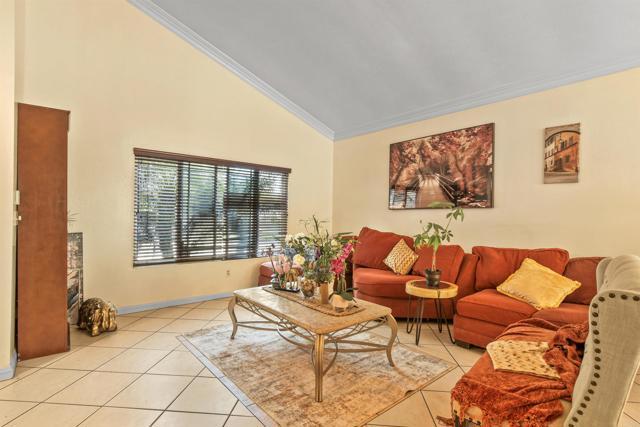 Building Photo - 613 Point Vicente Ct