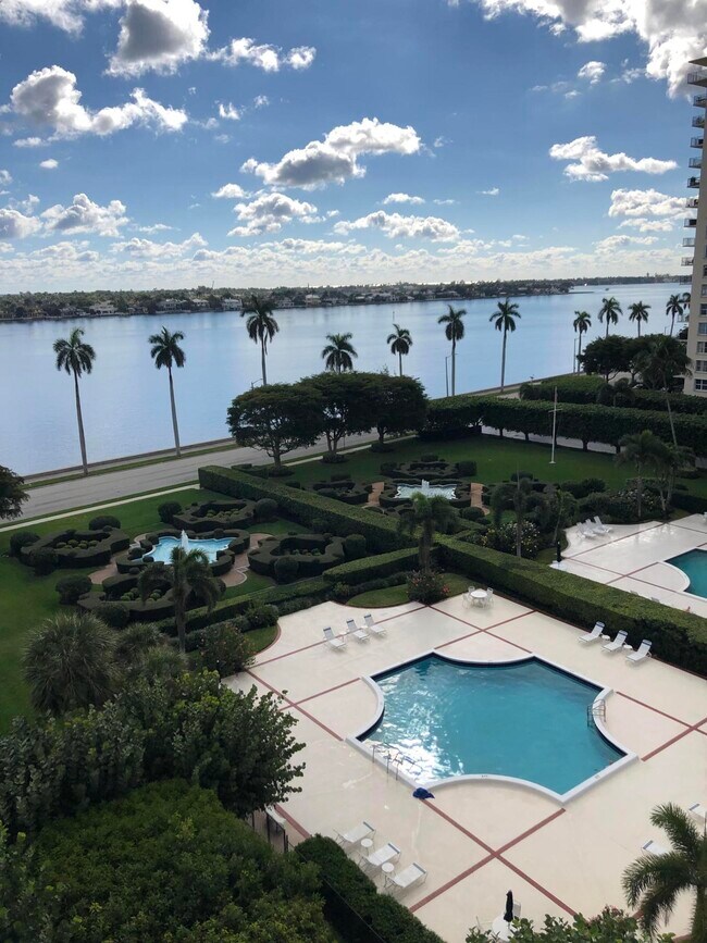 Building Photo - 1701 S Flagler Dr