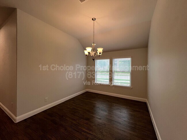 Building Photo - 15124 Roderick Rd