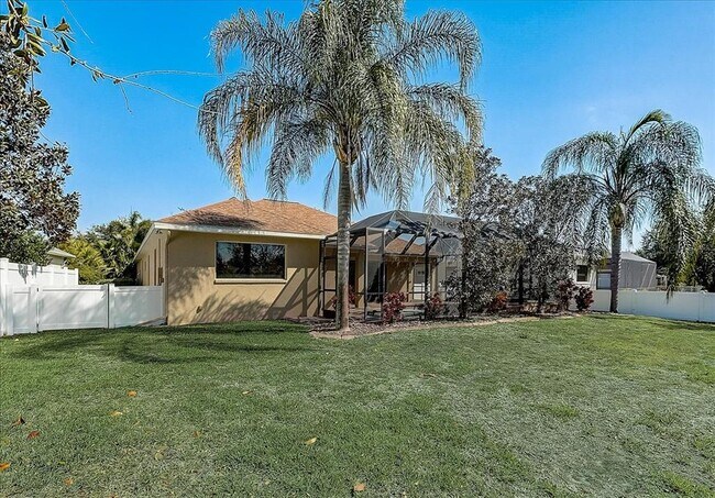 Building Photo - 6214 Warbler Ln