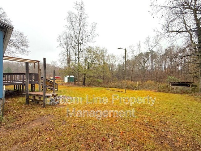 Building Photo - 2400 Hart Rd