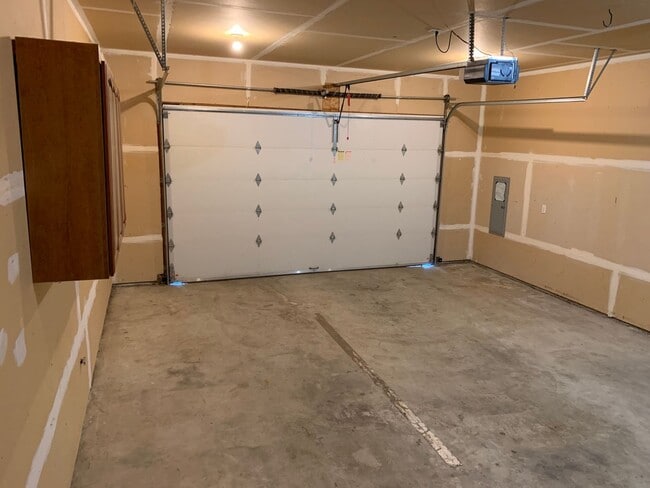 Building Photo - **Sunny Sequim**APPLICATION PENDING