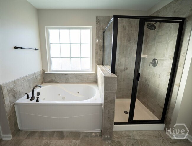 Building Photo - 123 Grimsby Rd