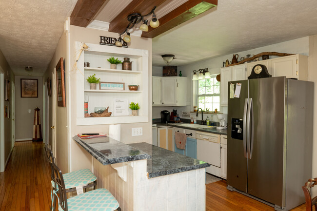 Fully Stocked Kitchen - 2665 Merry Rd