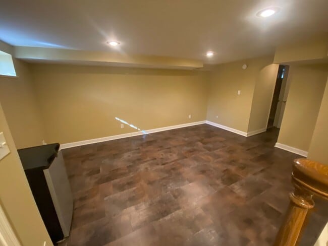 Building Photo - 22 Mt Vernon Ave