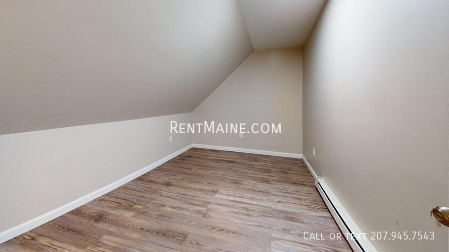 Building Photo - 2 Danielson St