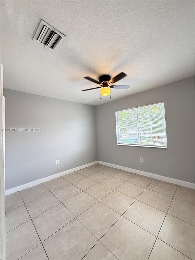 Building Photo - 8428 NW 103rd St