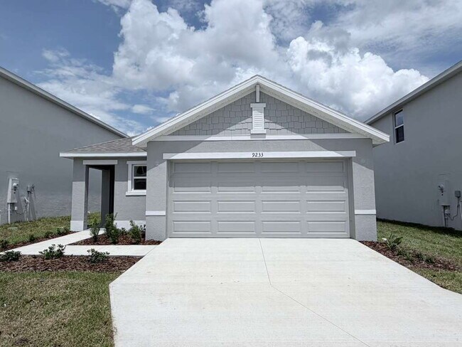 Building Photo - MOVE-IN SPECIAL 2 WEEKS FREE RENT!! NO APPLICATION FEES FOR APPROVED APPLICANTS**Beautiful Brand-...