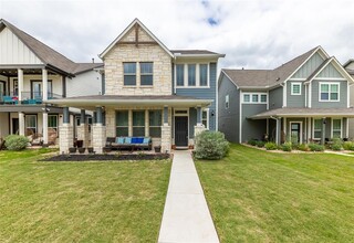 Building Photo - 2440 Berryville Ln