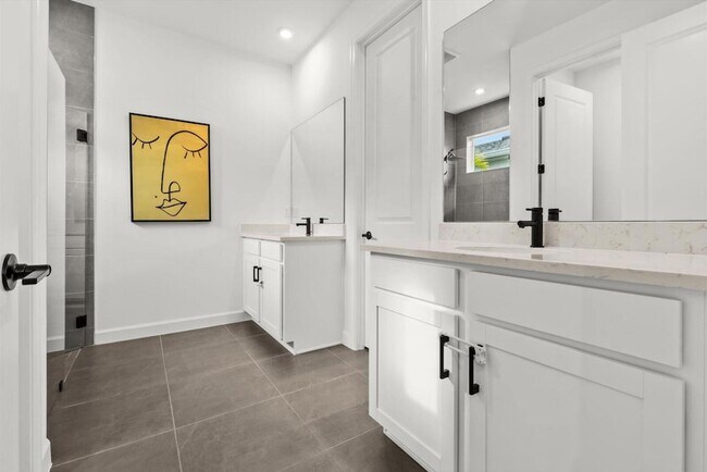 Building Photo - 9165 Remy Ln